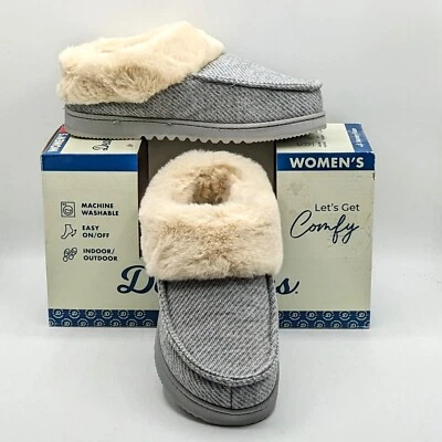 Dearfoams “Total Comfort” Women’s Memory Foam Clog Slipper (Light Heather Grey) - Image 1 of 4