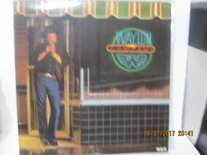 Waylon Jennings Waylon And Company Vinyl 1983 RCA Records AHL1-4826 - Picture 1 of 2
