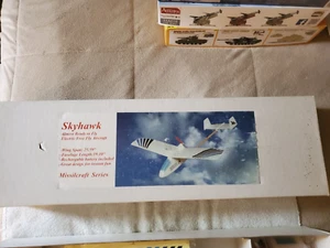 Missilcraft Series Sky Hawk Plane Battery Operated Rechargable Battery&Charger - Picture 1 of 8