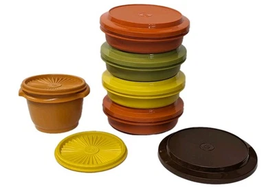 Lote de tazones de almacenamiento con tapas vintage Tupperware Cosecha Colores Sello N Serve Foto 1 de 4