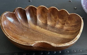 Lovely Wooden Bowl With Scalloped Edge. 3.5” Tall. 13” Long, 8” Wide - Picture 1 of 4