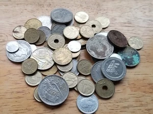 Spanish/ Mexican Coins Mixed Collection, Over 50 Coins, 1/5/25 Pesetas - Picture 1 of 11