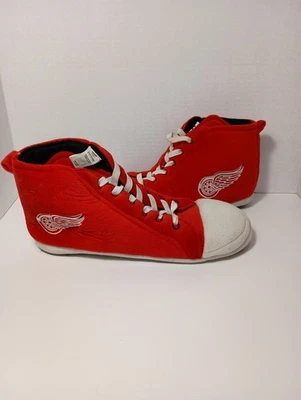 NHL Detroit Red Wings Sneaker Slippers Men’s Medium ( M ) Forever Collectibles - Image 1 of 4