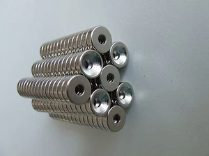 Anillo de neodimio imanes N38 orificio reductor para tornillo M3 Ø8...Ø15 mm norte niquelado - Imagen 1 de 1