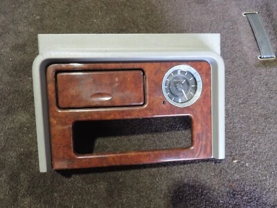 2003-06 Cadillac Escalade Ext consola central moldura reloj bisel madera Foto 1 de 4