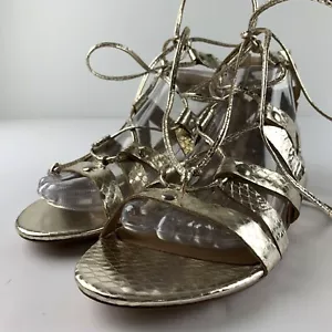 Banana Republic Hello Sole Mate Women 8.5 Pewter Gold Faux Leather Flat Strappy - Picture 1 of 10