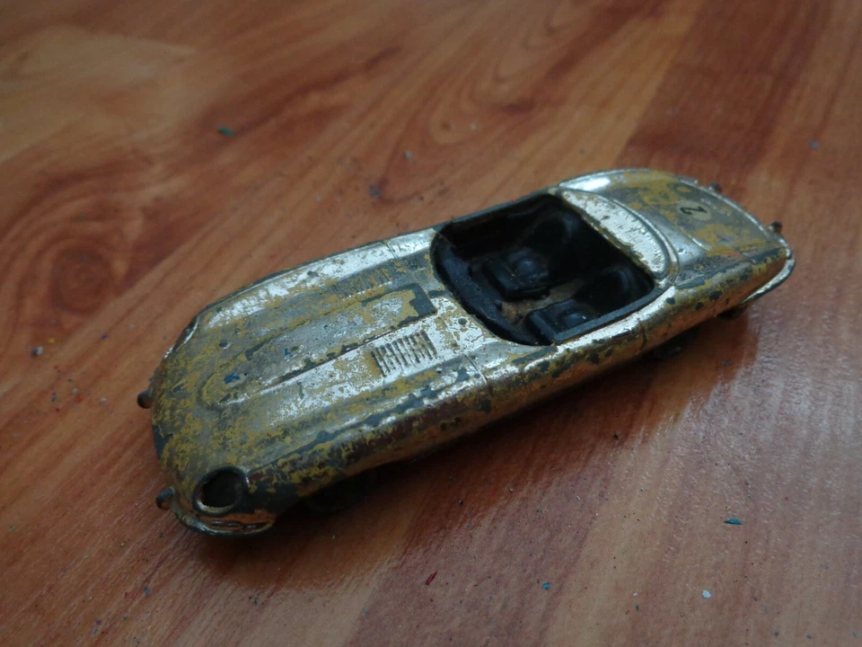 Vintage Originale 1960'S Corgi Giocattoli NO.312 - Jaguar Gara Oro Auto - Immagine 1 di 1