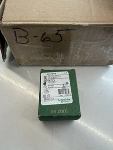 Schneider Electric 9001KS11B Selettore Interruttore 2 Posizioni Mantenuto Stop Start - Foto 1 di 2