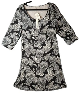 Vestido para mujer Runway Ready calavera y rosas línea A grande negro/blanco manga 3/4 - Imagen 1 de 6