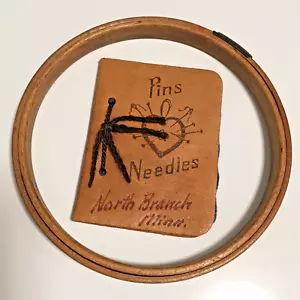 Gibbs Holdtite Embroidery 5" Hoop Vintage Wood Felt Lined Leather Needle Case - Picture 1 of 11