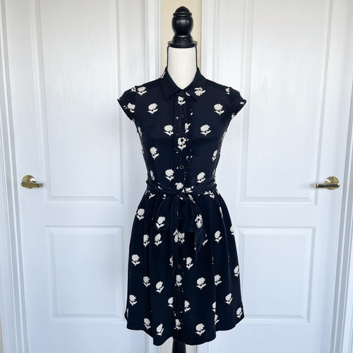 Abito con cintura floreale arricciata Kate Spade 100% seta taglia 0 bianco a contrasto