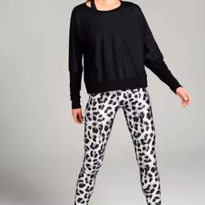 Terez Black & White Snow Leopard Tall Band Legging. Size XS. NWT! - Picture 1 of 12