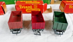 Triang Railways - 3 x R.10 12T open goods trucks- in original boxes- - Picture 1 of 6