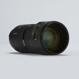 Nikon 80-200mm f.2.8D ED-IF AF D zoom with tripod collar - Picture 1 of 3