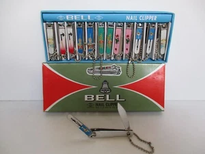 SCATOLA 12 TAGLIAUNGHIE DECORATO COLTELLINO CATENELLA "BELL" - Picture 1 of 2