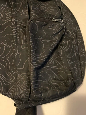 Kavu Rope Sling Bag Hiking Outdoor Camping Backpack Crossbody Geo Print Black - Image 1 of 4