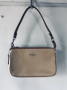 NUEVO SIN ETIQUETAS BOLSO DE HOMBRO COACH SOFT PEBBLE LEATHE - Imagen 1 de 8