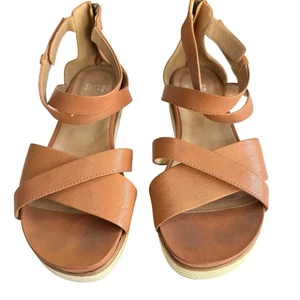 Eileen Fisher Sally Women's 9.5 Sandals Leather Wedge Casual Shoes Comfort - Picture 1 of 12