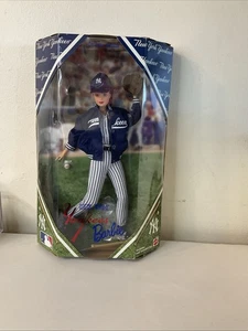 New York Yankees American Barbie NRFB 1999 Mattel DMG Pkg - Bild 1 von 4