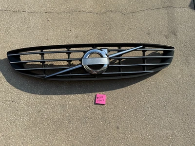 Volvo S60 2014-2018 OEM conjunto de parrilla delantera #551 Foto 1 de 4