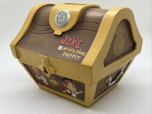 Disney Store Jake und die Nimmerland Piraten Schatztruhe Sparschwein - Bild 1 von 8