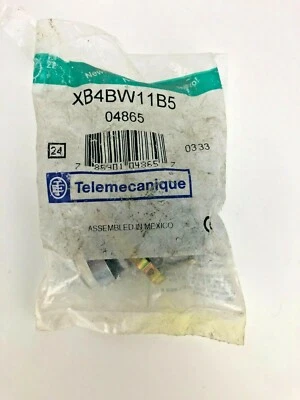 Pulsador Schneider/Telemecanique Blanco, XB4BW11B5, 22MM, 24V, Blanco, NUEVO Foto 1 de 2