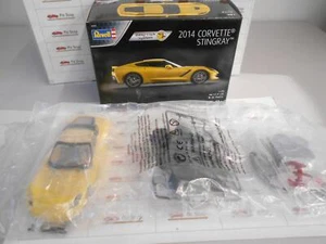REV07825 by Revell Chevrolet Corvette Stingray 2014 easy-click system 1/25 - Foto 1 di 5