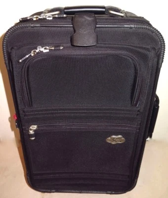 MALETA VERTICAL SKYWAY NEGRA ENROLLABLE EXCELENTE ESTADO 24" X 14" Foto 1 de 4