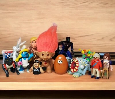 Lote Mixto De Juguetes De Colección Años 90 Dibujos Animados Hulk Hogan Treasure Troll Pollo McNugget Foto 1 de 4