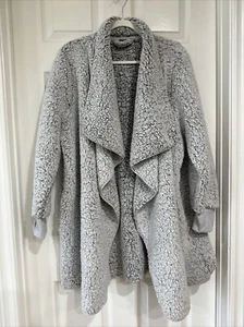 Bumblebella by Jill Martin Petite XL Sherpa Cascading Cardigan Frost Grey NEU - Bild 1 von 9
