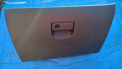 MAZDA RX8 RX-8 OEM GUANTERA MONTAJE 04 05 06 07 08 Foto 1 de 4