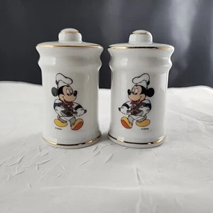 Vintage Disney Chef Mickey Mouse Salt & Pepper Shakers - Made in Japan - Picture 1 of 8