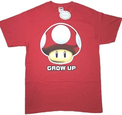 Camiseta De Colección Super Mario Bros Grow Up Mushroom 🍄 2009 Y2K Talla Mediana Nueva Con Etiquetas Foto 1 de 4