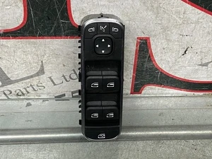 INTERRUPTOR CONTROL VENTANA DELANTERA LADO DERECHO MERCEDES BENZ W118 CLA A1679059803 - Imagen 1 de 5