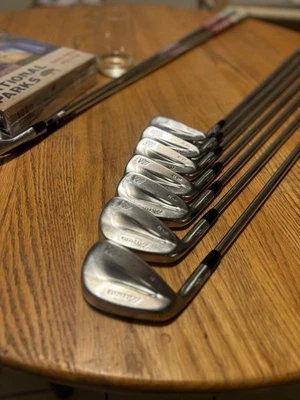 Juego de plancha para zurdos Mizuno MP-32 4-PW Stiff Flex DG s300 Foto 1 de 4