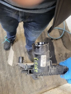 Intercooler compatível com 15-20 22 Audi A3 1643171 - Imagem 1 de 4