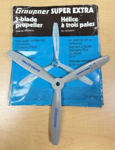 Hélice Graupner Super Extra 3 palas 28/18 cm 11/7" - Imagen 1 de 2