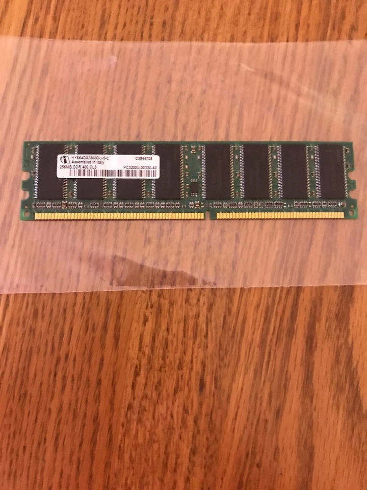 HYS 64D32300GU-5-C Assembled In Italy 256mb DDR 400 CL3 C3844705 Ships N 24h - Image 1 of 3