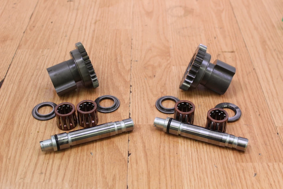 2004 YAMAHA FJR 1300 Counter Balancer Gears - Image 1 of 4