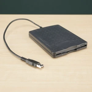 NEC UF0002 5V USB 3,5 Zoll 1,44 MB Externes FDD Diskettenlaufwerk - Bild 1 von 3