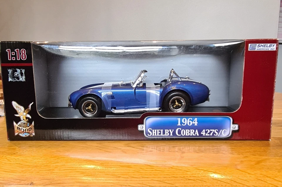 ROAD SIGNATURE - 1:18 scale - 1964 SHELBY COBRA 427 S/C (Blue) - Boxed - Image 1 of 1