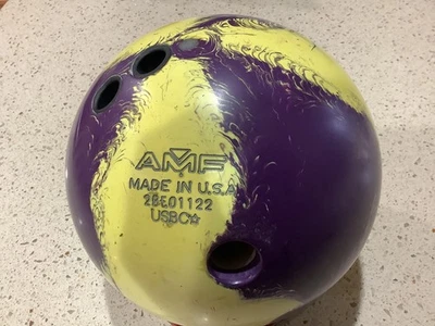 Bola de boliche 13 lb AMF 2012 NEGRA MAMBA EE. UU. Foto 1 de 4