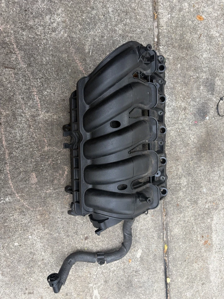 05-14 Volkswagen Jetta 06-14 Beetle 2.5L L5 Colector de admisión de aire 07K133201K OEM Foto 1 de 2