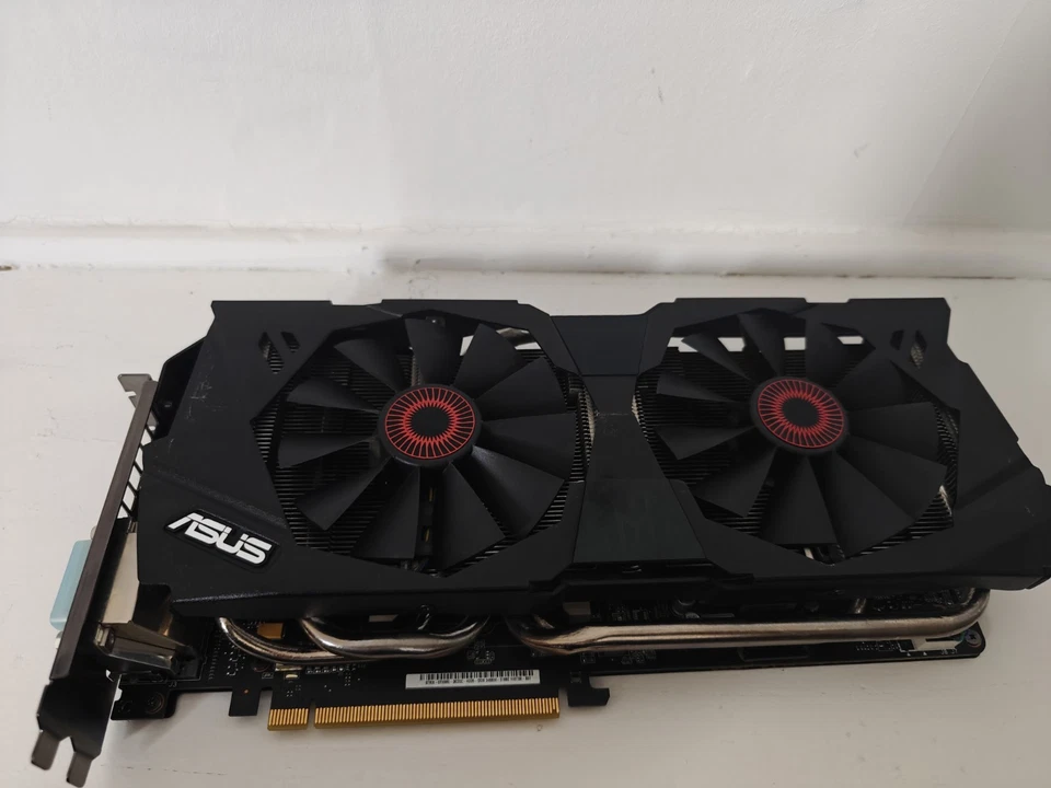 ASUS STRIX GTX 980 4GB GDDR5 - Image 1 of 2