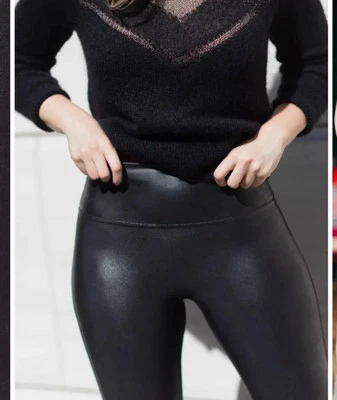 Leggings Spanx de cuero sintético para mujer talla M medianos negros elásticos Foto 1 de 4