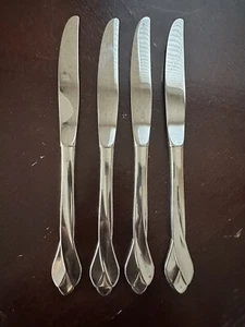 Oneida GLOSSY TRIBECA Stainless Flatware USA 8.9” Dinner Knife Set Of 4 - Picture 1 of 6