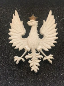 Polish Coat Of Arms Crest White Plastic Crowned Eagle Military Lapel Pin - Picture 1 of 4