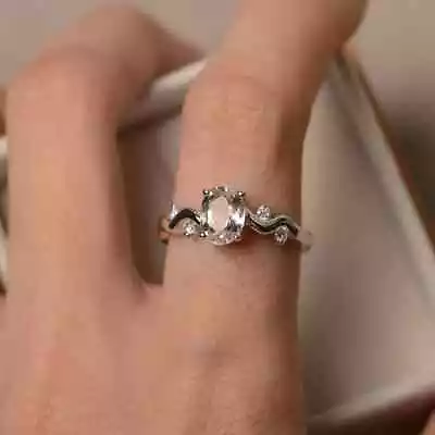 Anillo de boda de diamantes morganita natural de corte ovalado de 1,90 quilates de oro blanco de 14 quilates talla total Foto 1 de 4