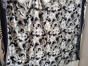 Vintage O'Neill Board Babes Fringed Sarong - Black, White & Grey - Picture 1 of 7