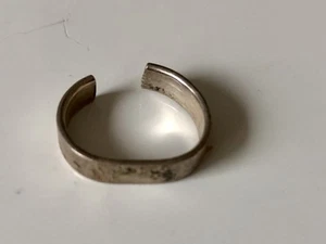 Zehenring Offener Ring Universalgröße Fußring Fussschmuck Alt Original Vintage  - Bild 1 von 3